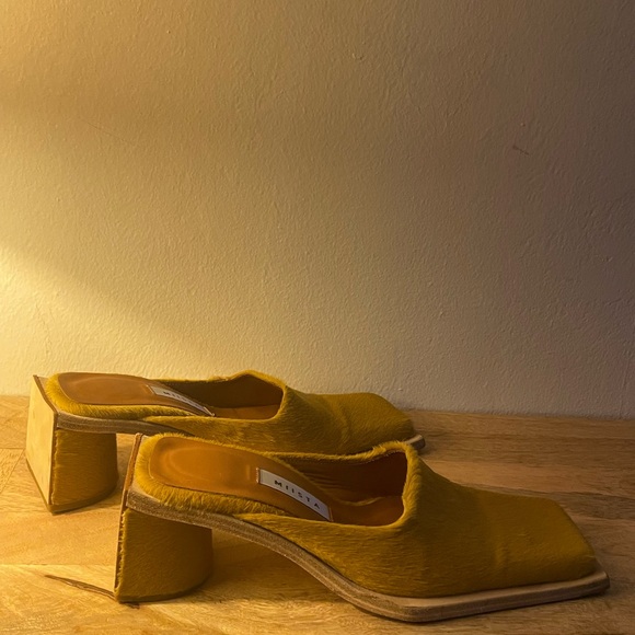 :) Jena Honey Gold Hair Mules by Miista 🐝 - Picture 11 of 14